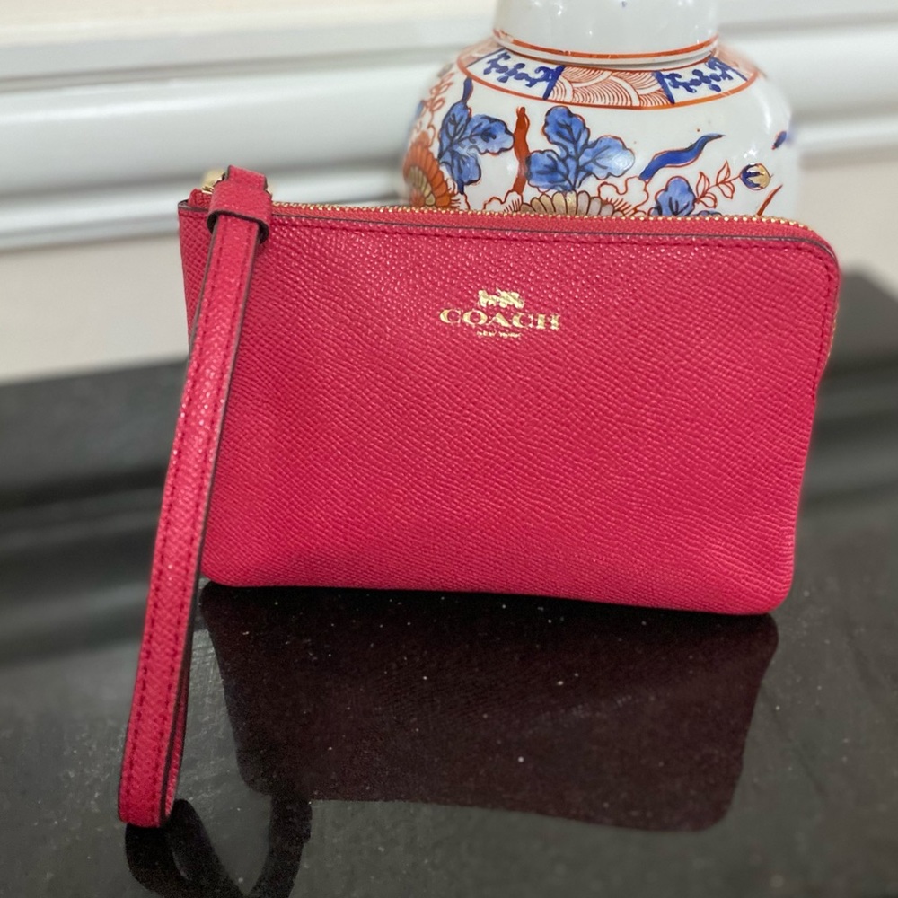 Coach Corner Zip Wristlet